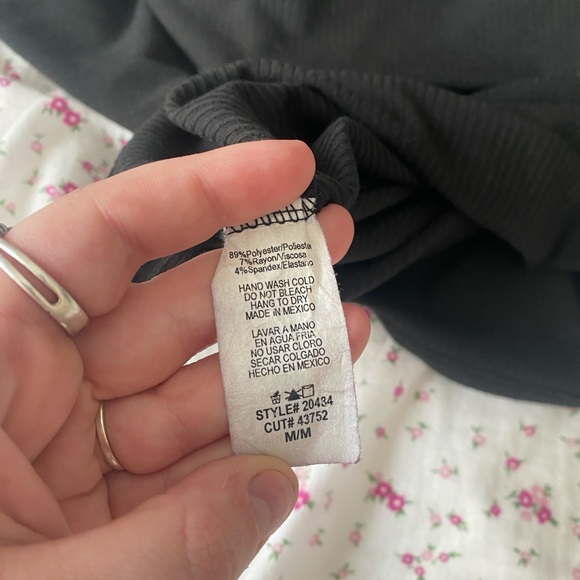 top - Picture 6 of 9